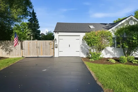 201 Dover Avenue La Grange IL 60525
