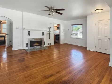 17902 Community Street Lansing IL 60438