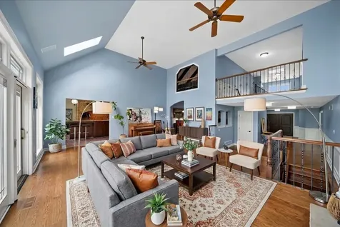 685 Golf Club Lane Frankfort IL 60423