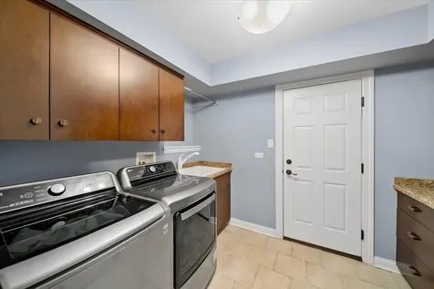 685 Golf Club Lane Frankfort IL 60423