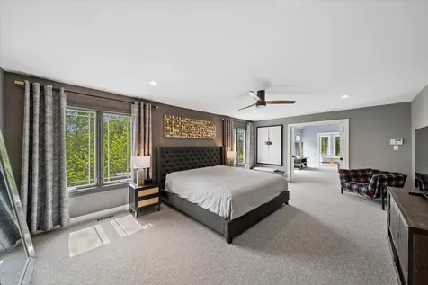 685 Golf Club Lane Frankfort IL 60423