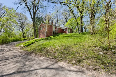 1010 Osage Drive Mchenry IL 60051