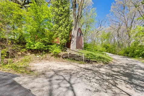 1010 Osage Drive Mchenry IL 60051