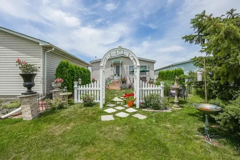 48 Norway Drive Manteno IL 60950