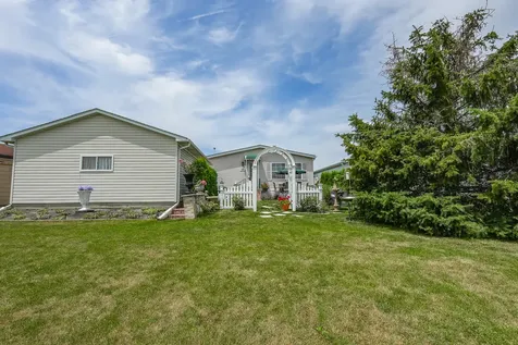 48 Norway Drive Manteno IL 60950