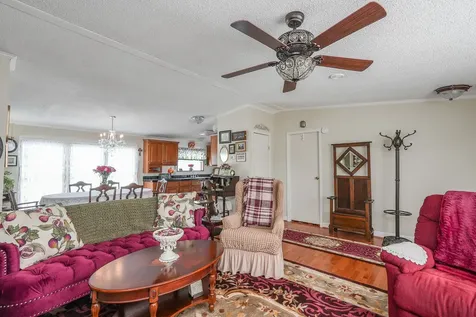 48 Norway Drive Manteno IL 60950