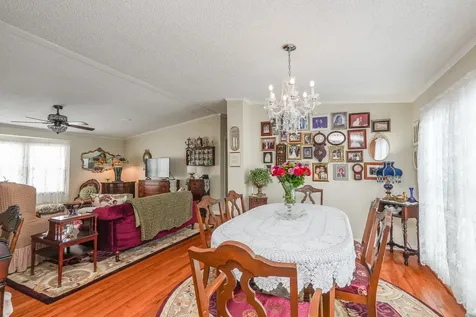 48 Norway Drive Manteno IL 60950