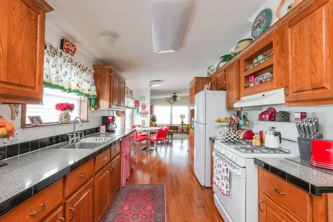48 Norway Drive Manteno IL 60950