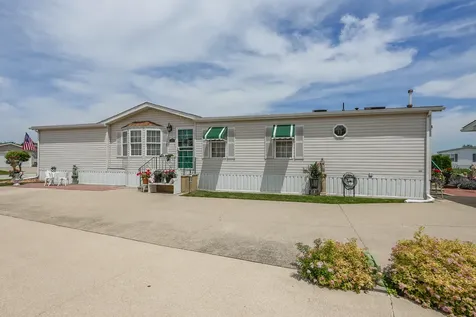 48 Norway Drive Manteno IL 60950
