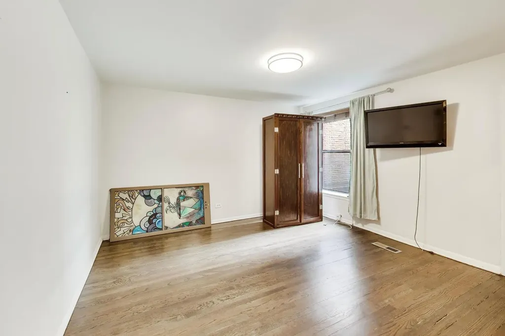 4361 South Greenwood Avenue Chicago IL 60653