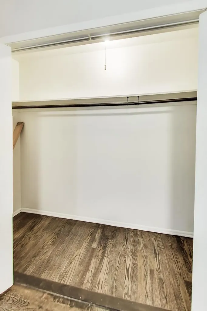 4361 South Greenwood Avenue Chicago IL 60653