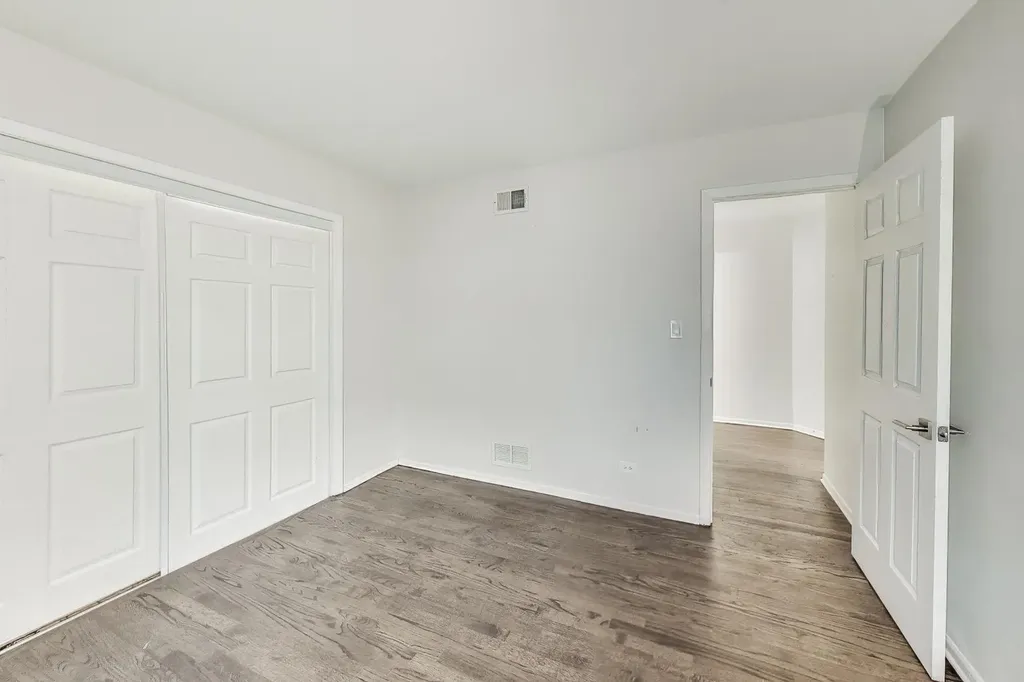 4361 South Greenwood Avenue Chicago IL 60653