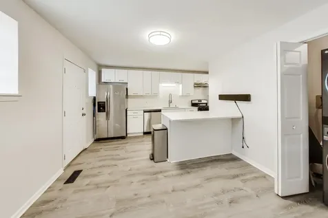 4361 South Greenwood Avenue Chicago IL 60653
