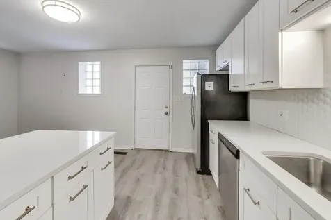 4361 South Greenwood Avenue Chicago IL 60653