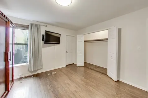 4361 South Greenwood Avenue Chicago IL 60653