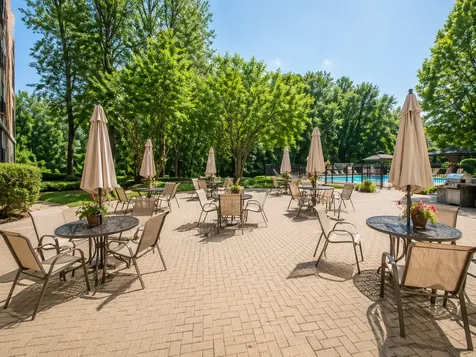 1 Renaissance Place Palatine IL 60067