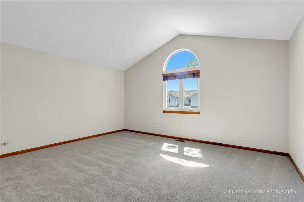 8304 Highpoint Circle Darien IL 60561