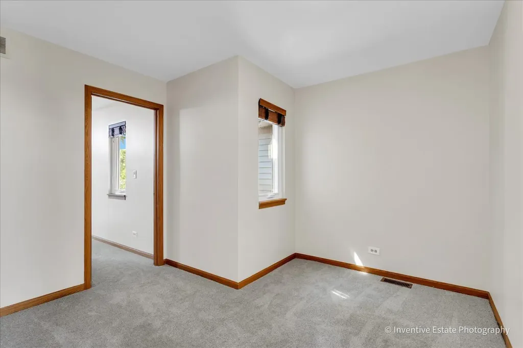 8304 Highpoint Circle Darien IL 60561