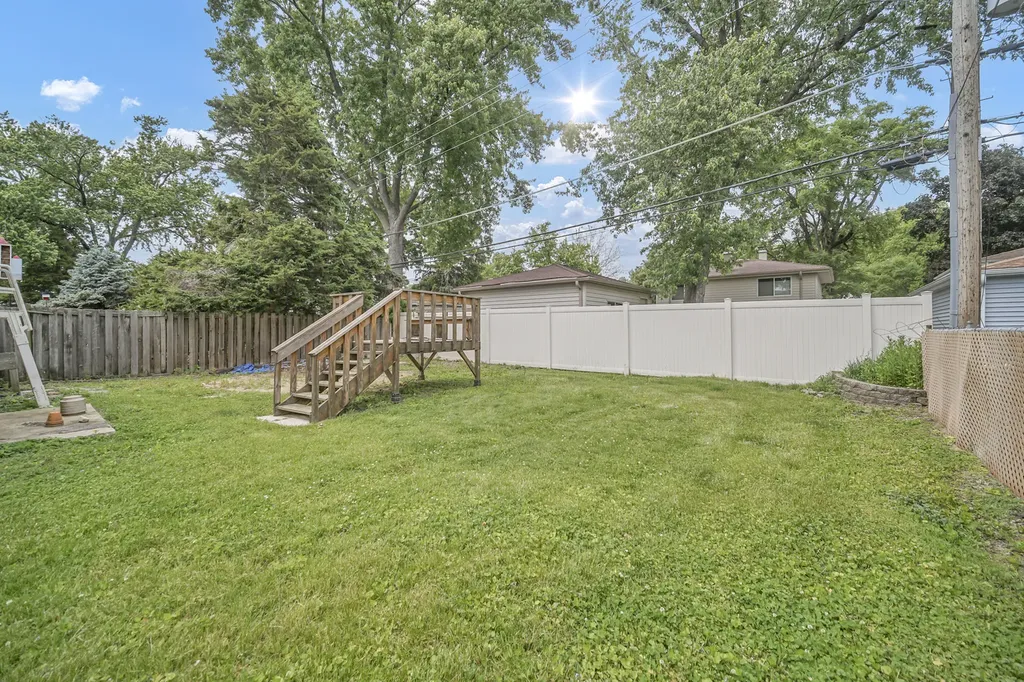 230 West Morris Avenue Lombard IL 60148
