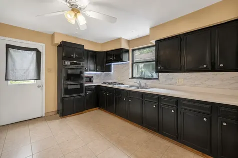 230 West Morris Avenue Lombard IL 60148