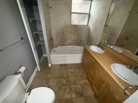 7722 South Cornell Avenue Chicago IL 60649