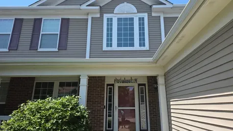 159 Chapin Way Oswego IL 60543