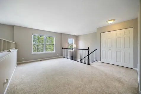3061 Hughsdale Street Elgin IL 60124