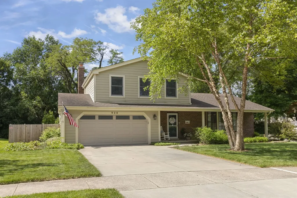 908 Kennebec Lane Naperville IL 60563
