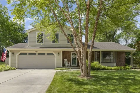 908 Kennebec Lane Naperville IL 60563