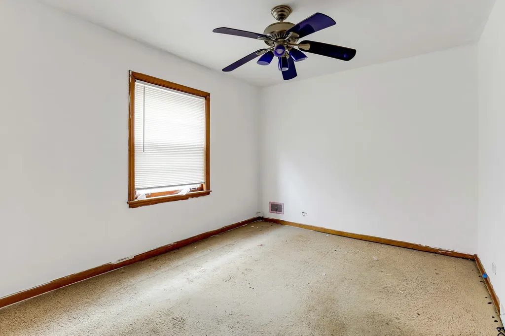 2332 Florence Street Blue Island IL 60406