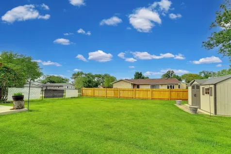 100 Kenilworth Avenue Elk Grove Village IL 60007