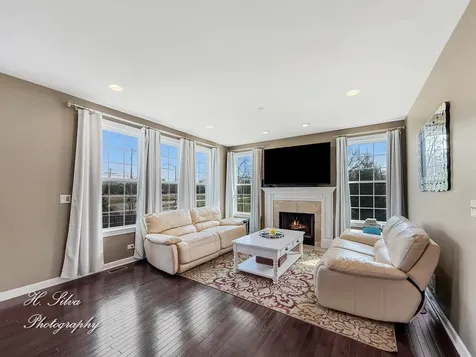 1403 Karen Drive West Dundee IL 60118