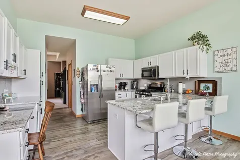 4641 4TH Street Winthrop Harbor IL 60096