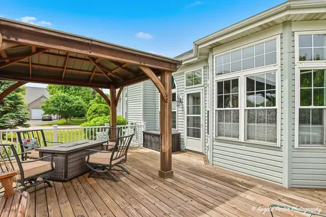 4641 4TH Street Winthrop Harbor IL 60096
