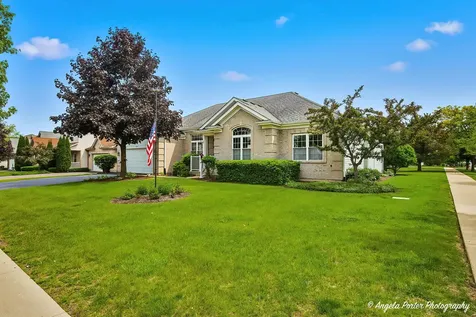 4641 4TH Street Winthrop Harbor IL 60096
