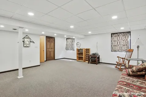 4641 4TH Street Winthrop Harbor IL 60096