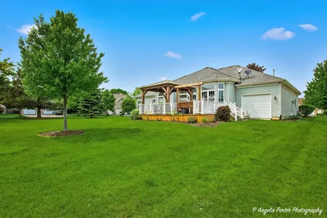 4641 4TH Street Winthrop Harbor IL 60096