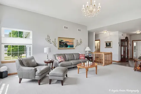 4641 4TH Street Winthrop Harbor IL 60096