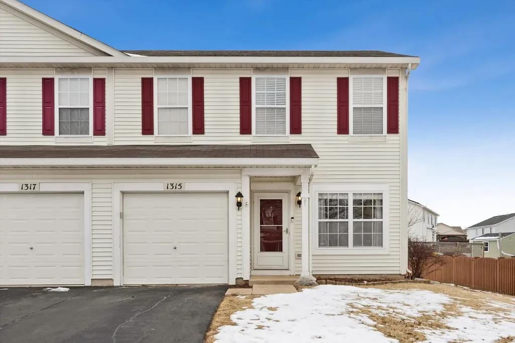 1315 Burns Lane Minooka IL 60447