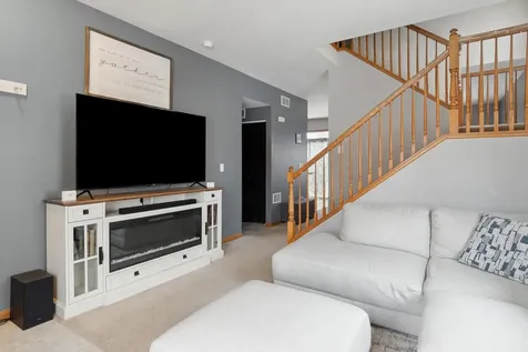 1315 Burns Lane Minooka IL 60447