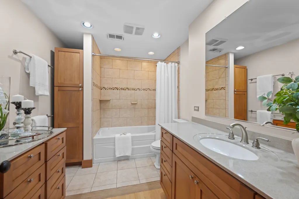 23W212 Blackcherry Lane Glen Ellyn IL 60137