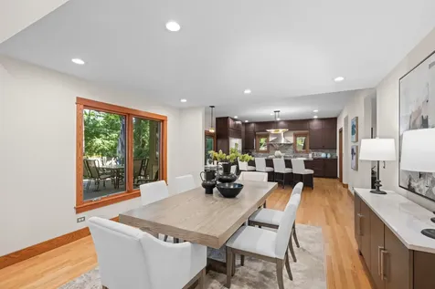 23W212 Blackcherry Lane Glen Ellyn IL 60137