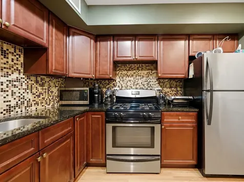 333 South East Avenue Oak Park IL 60302