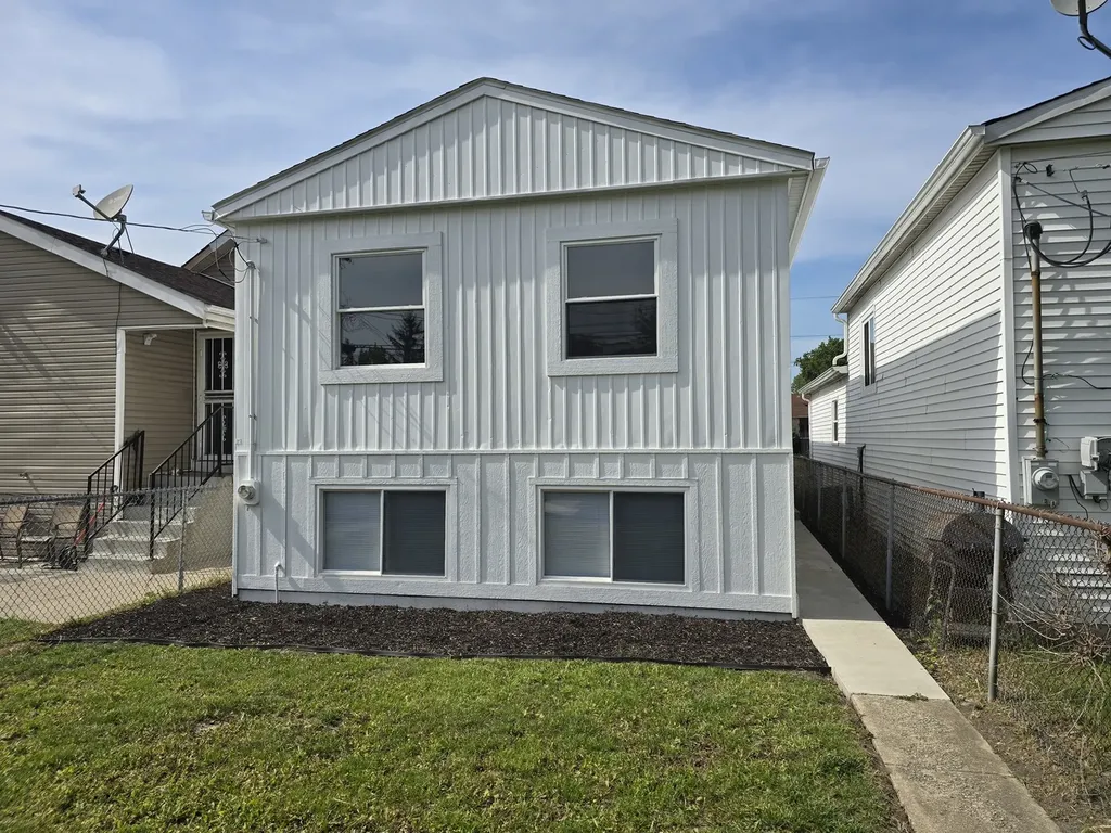 1005 West 103rd Street Chicago IL 60643