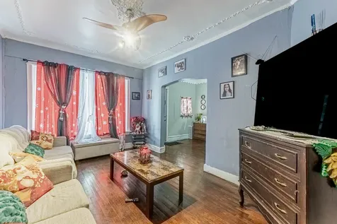 6933 South Michigan Avenue Chicago IL 60637