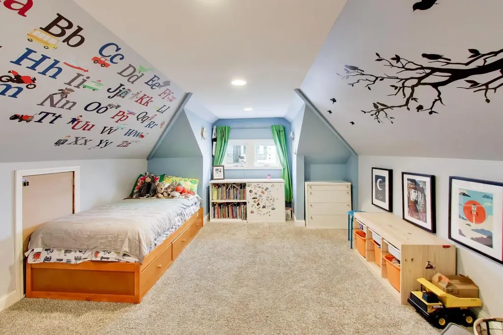3315 West Hutchinson Street Chicago IL 60618