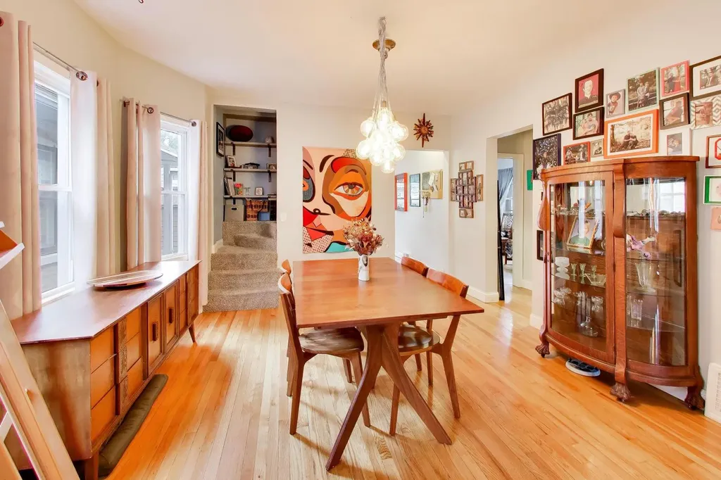 3315 West Hutchinson Street Chicago IL 60618