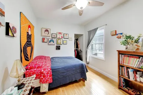 3315 West Hutchinson Street Chicago IL 60618