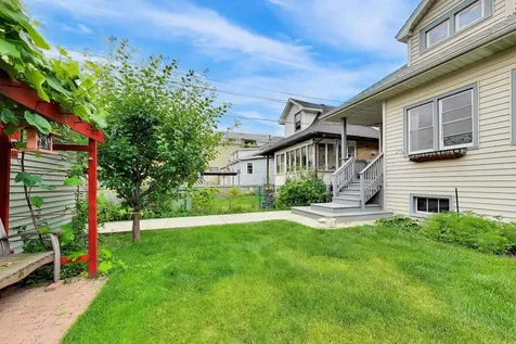 3315 West Hutchinson Street Chicago IL 60618