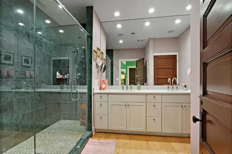 34 Logan Loop Highland Park IL 60035